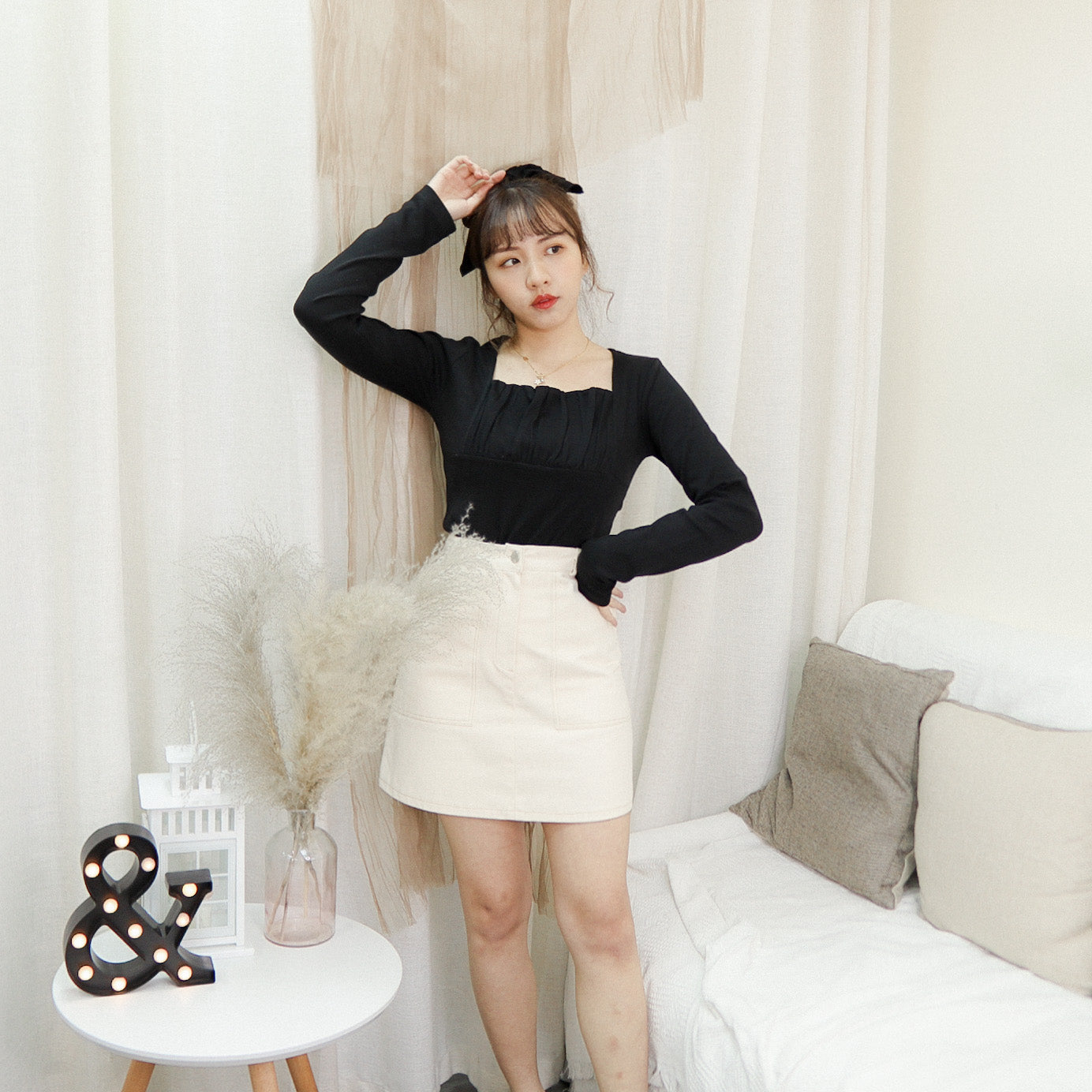 T484 LOOK TOP