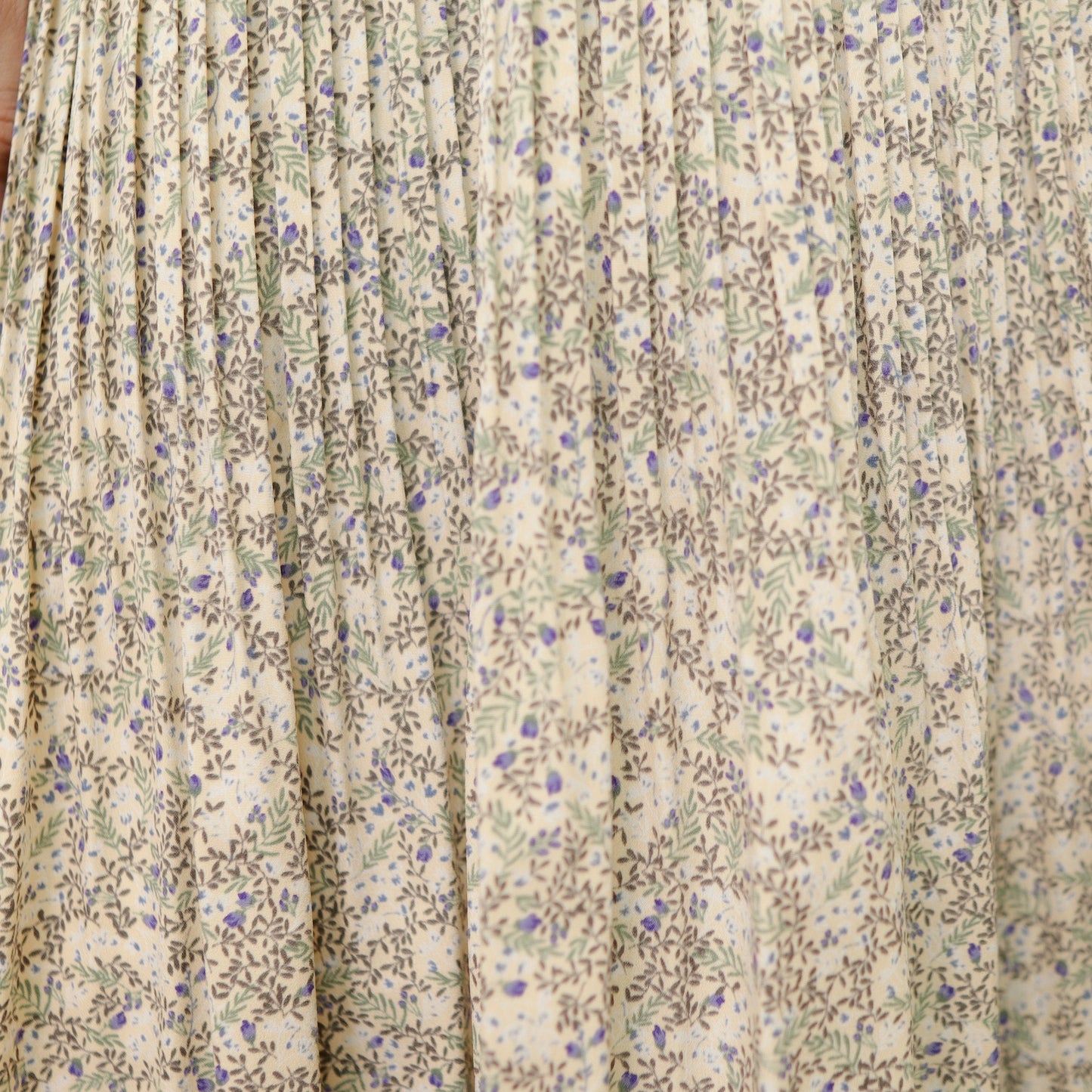 B153 SPRING DAY SKIRT