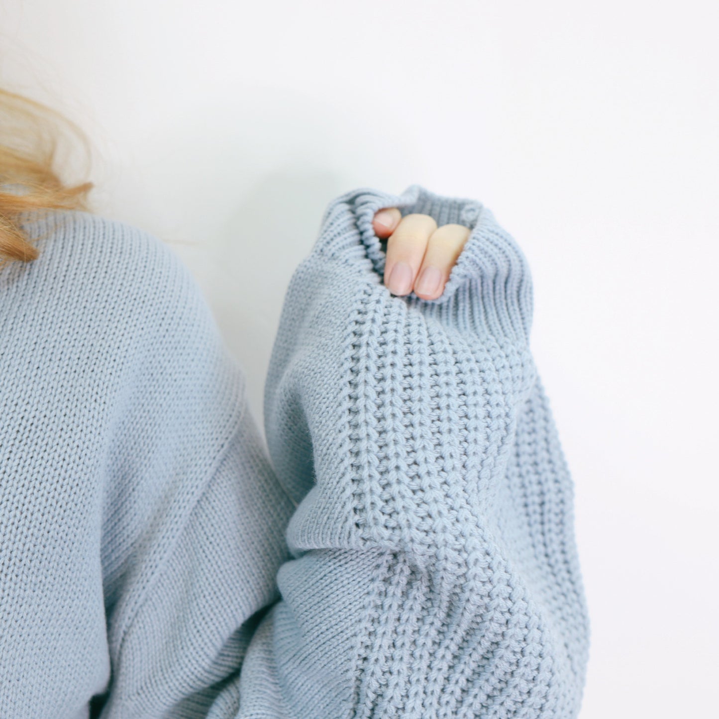 #T210 RIBBON LOVER SWEATER - Letta A