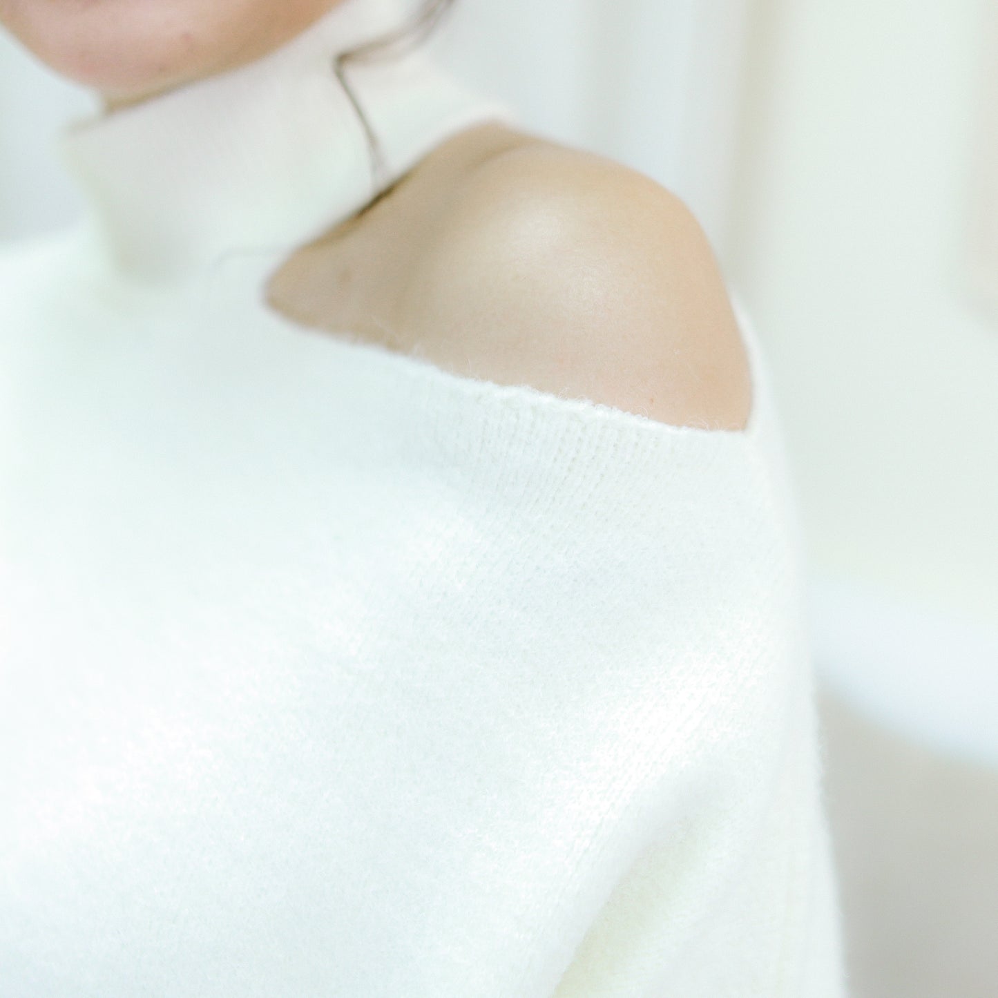 T396 DATING SWEATER