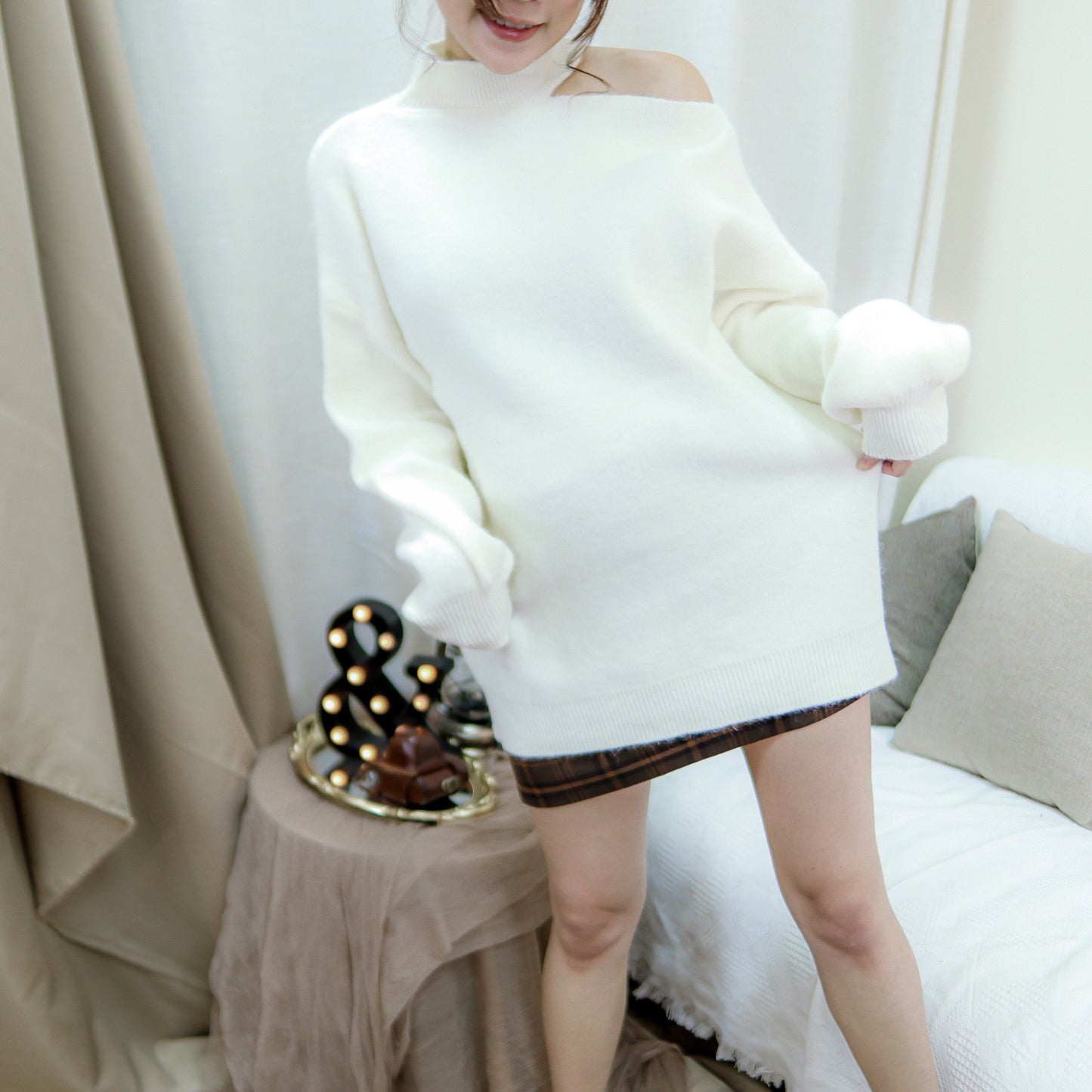 T396 DATING SWEATER
