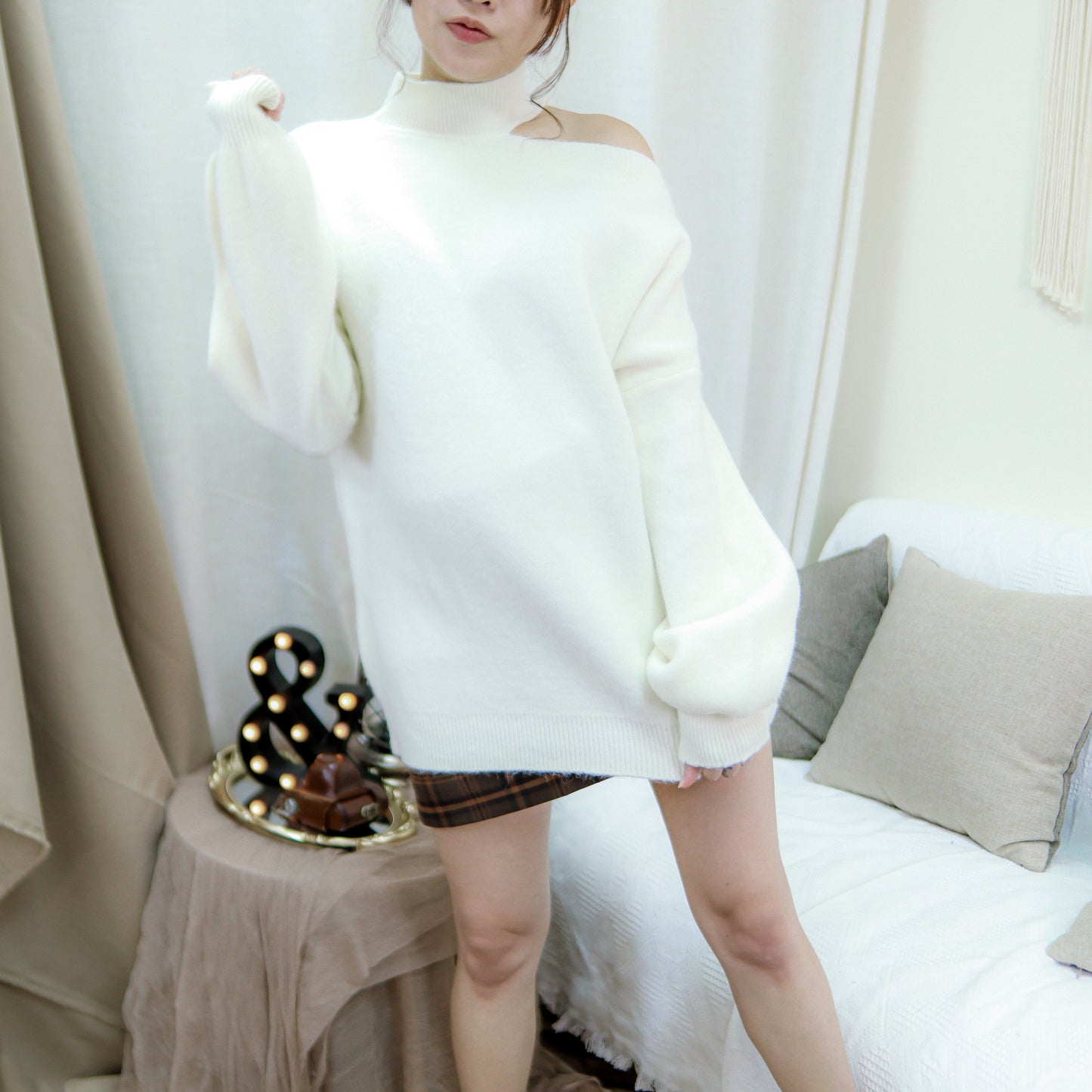 T396 DATING SWEATER