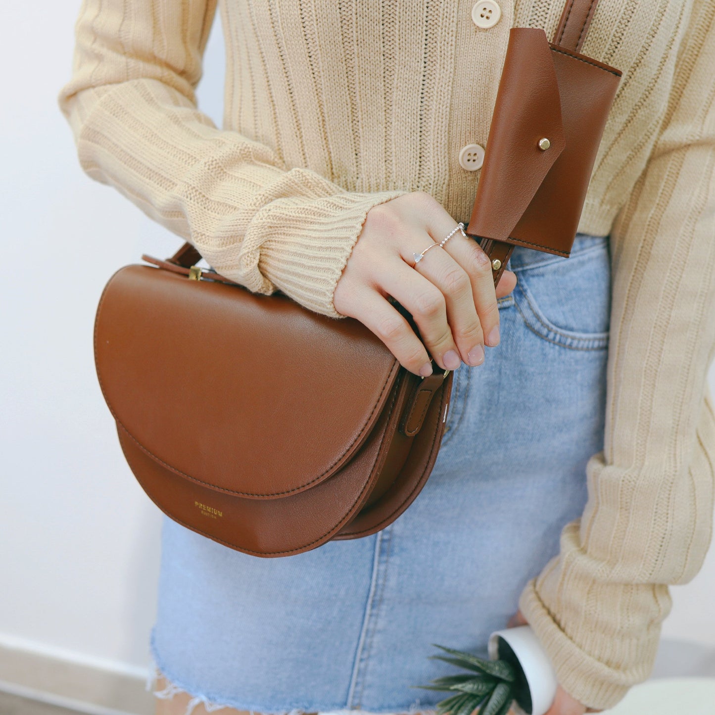 #BG011 GREYISH STYLE HANDBAG - Letta A