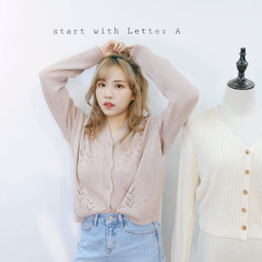 #T217 FLOWERY KNIT TOP - Letta A