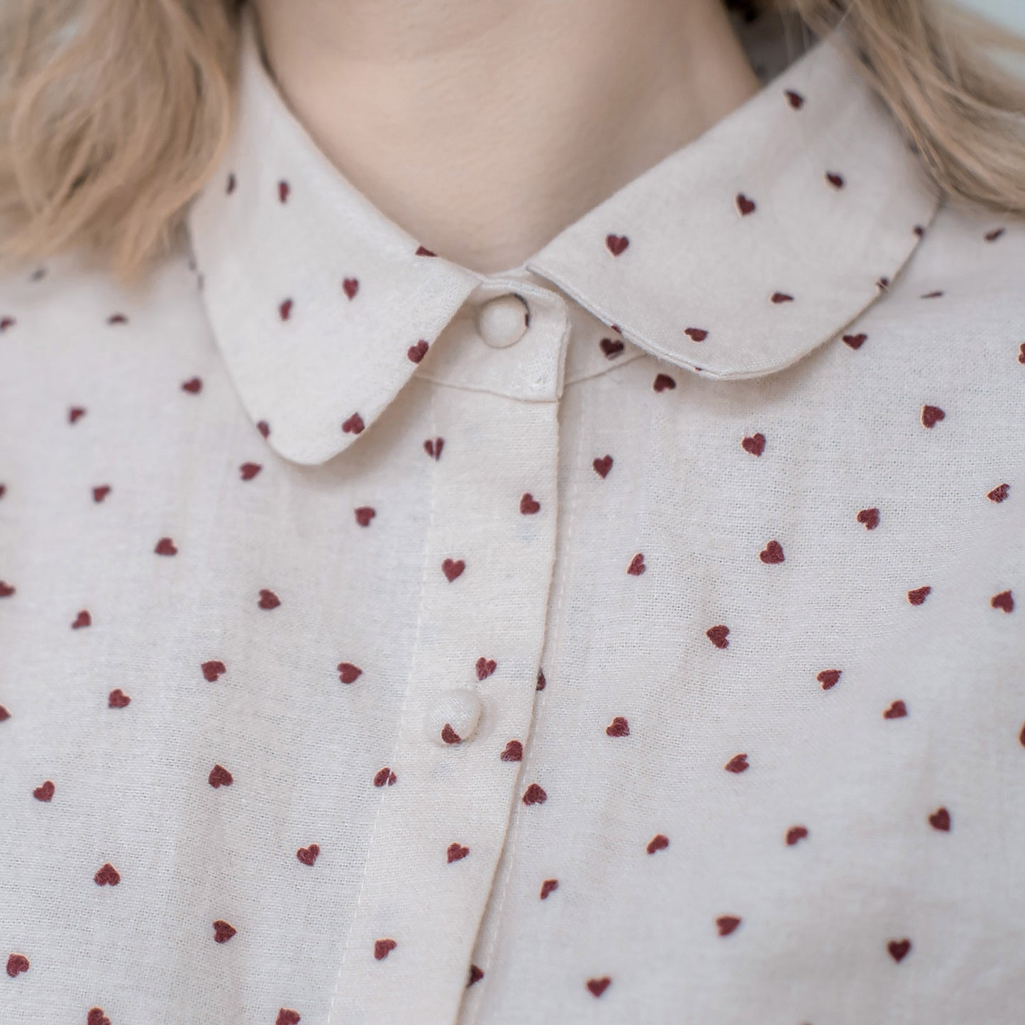 T432 RED HEART DOT BLOUSE