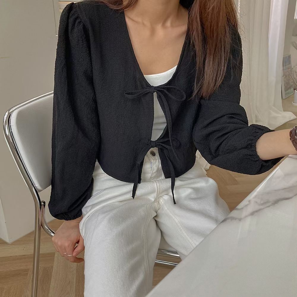 T772 APRIL TOP