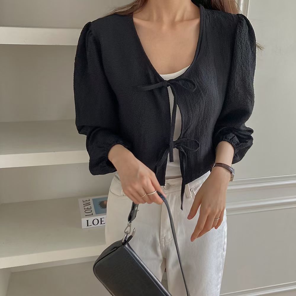 T772 APRIL TOP