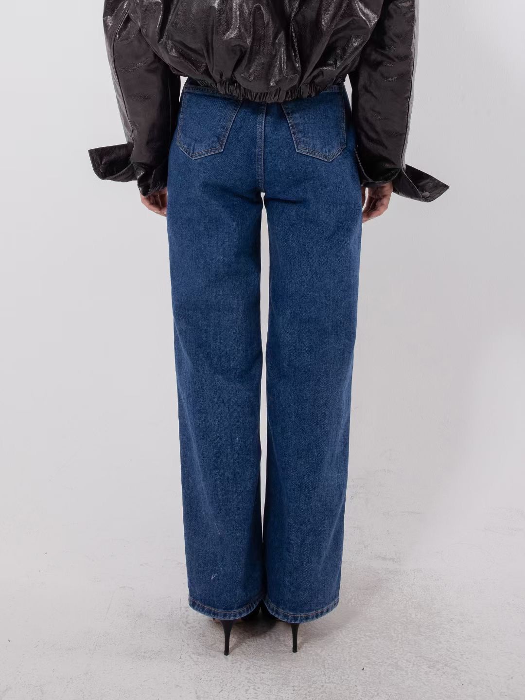 J239 SHADOW JEANS