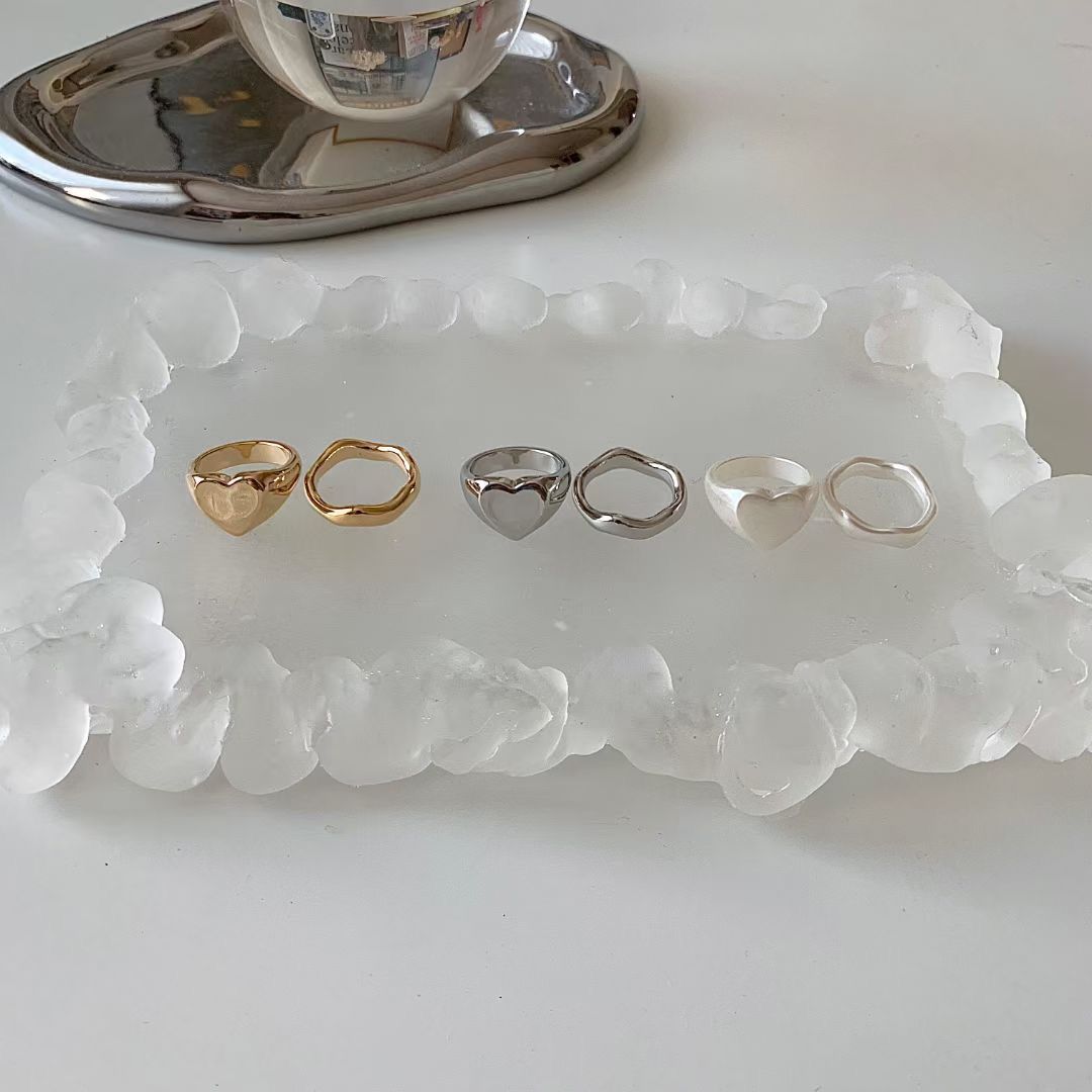 A057 HEART RING