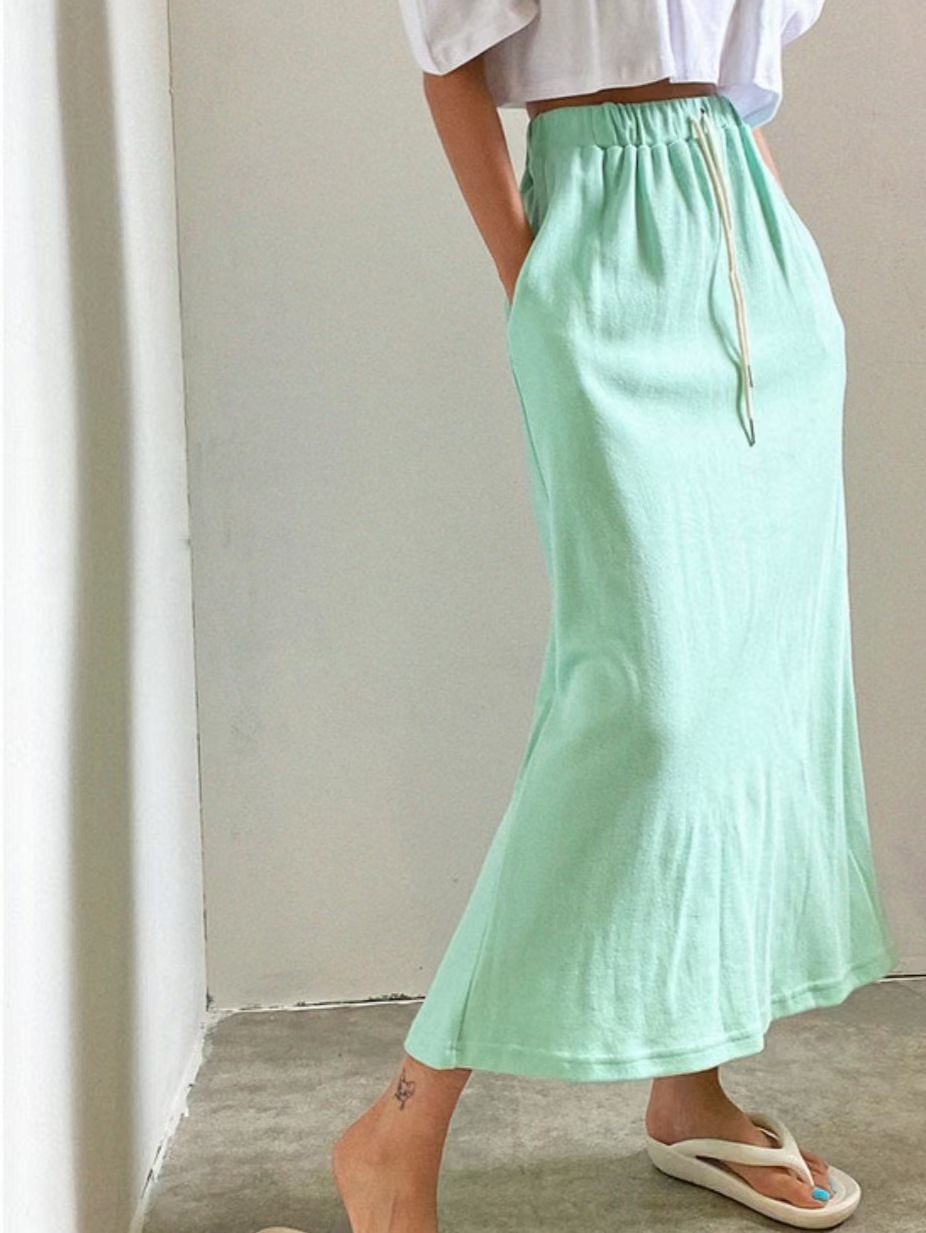 B256 SCENE SKIRT