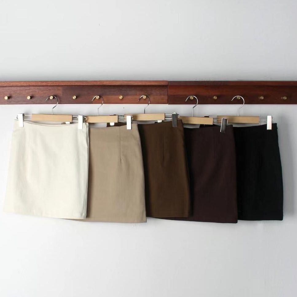 B263 BOARD SKIRT