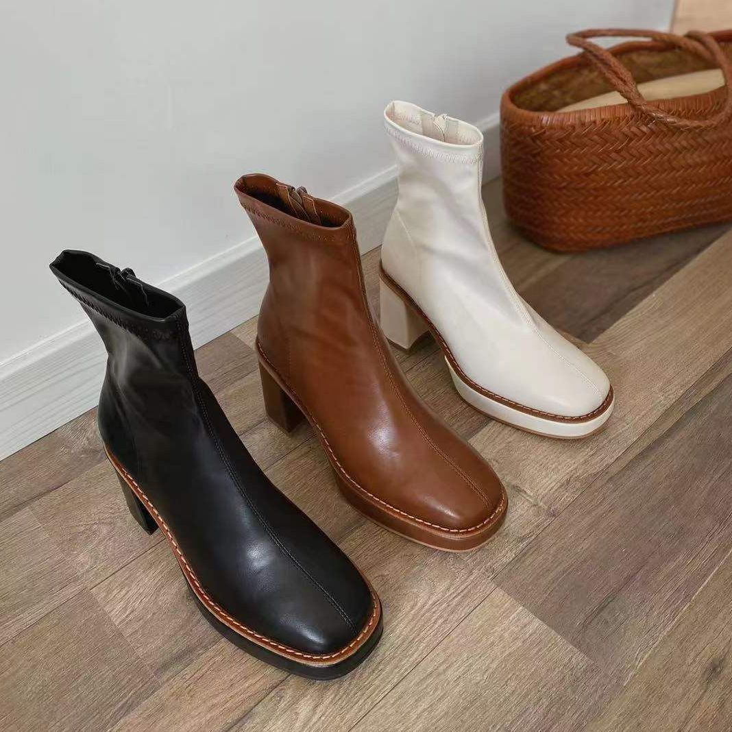 SE025 CAMEL BOOTS
