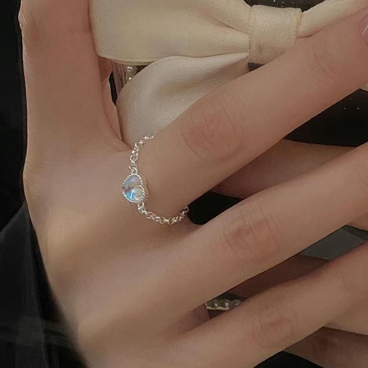 A066 ROGER LINE RING (925)