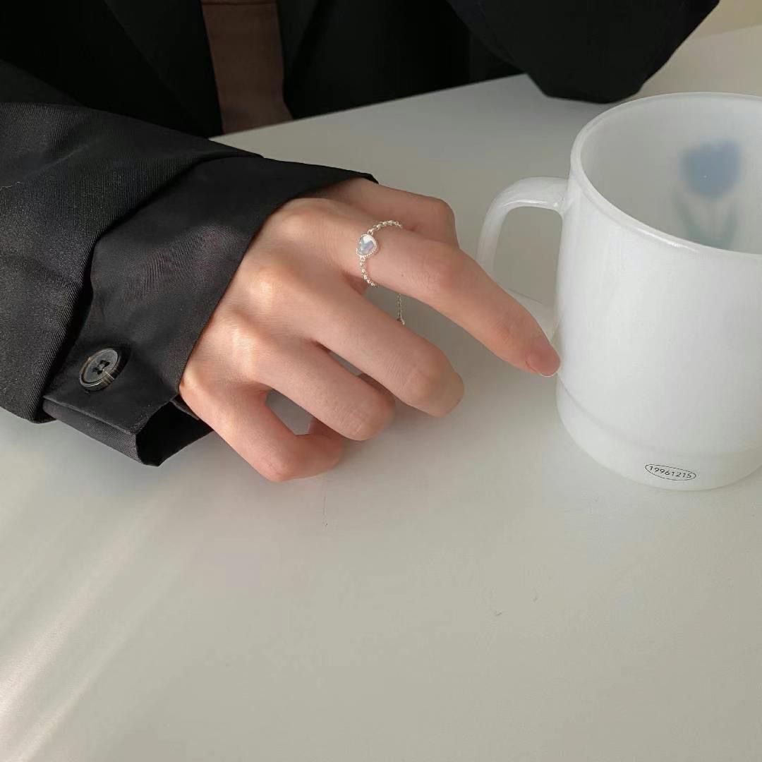 A066 ROGER LINE RING (925)