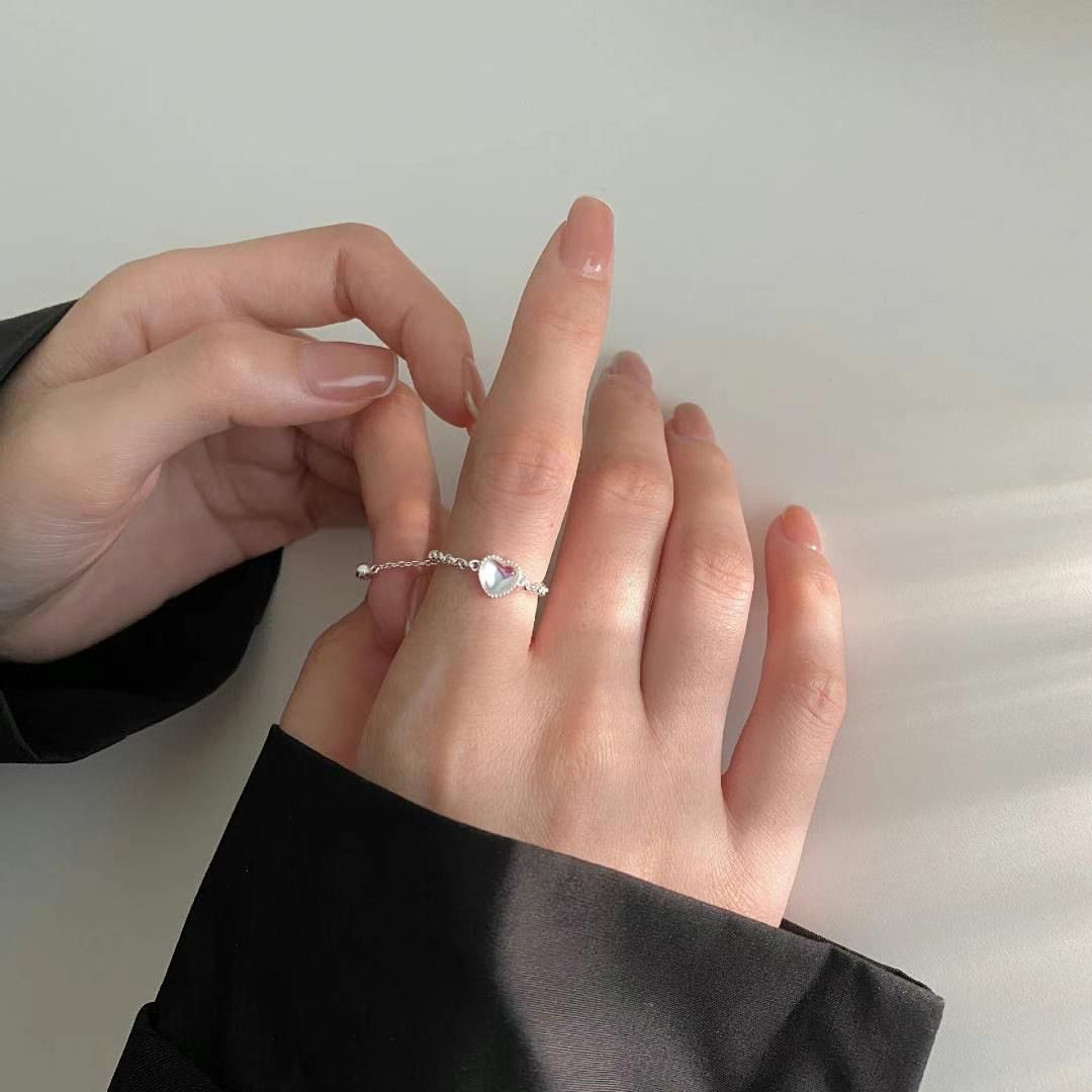 A066 ROGER LINE RING (925)