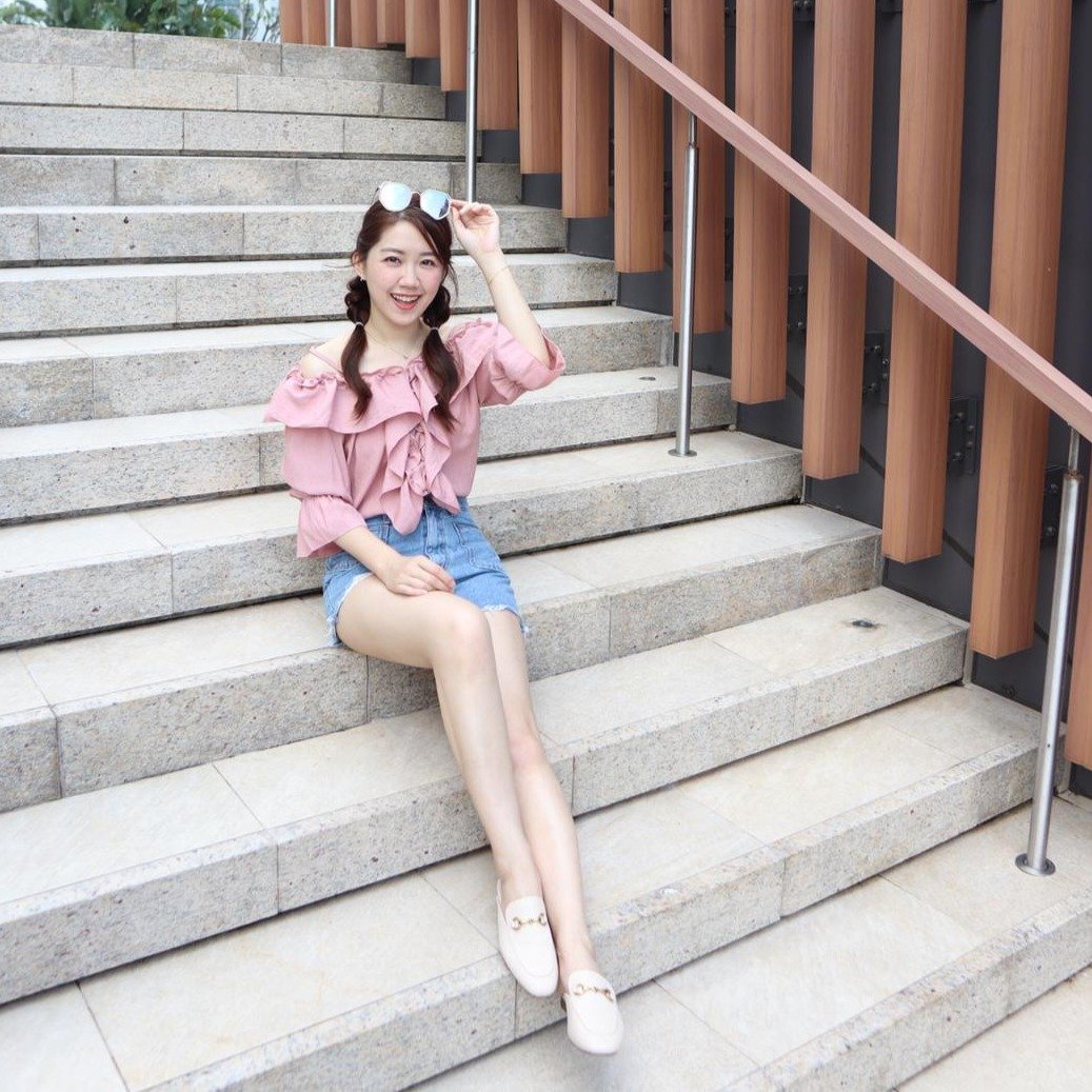 #T278 SWEET RUFFLE TOP - Letta A