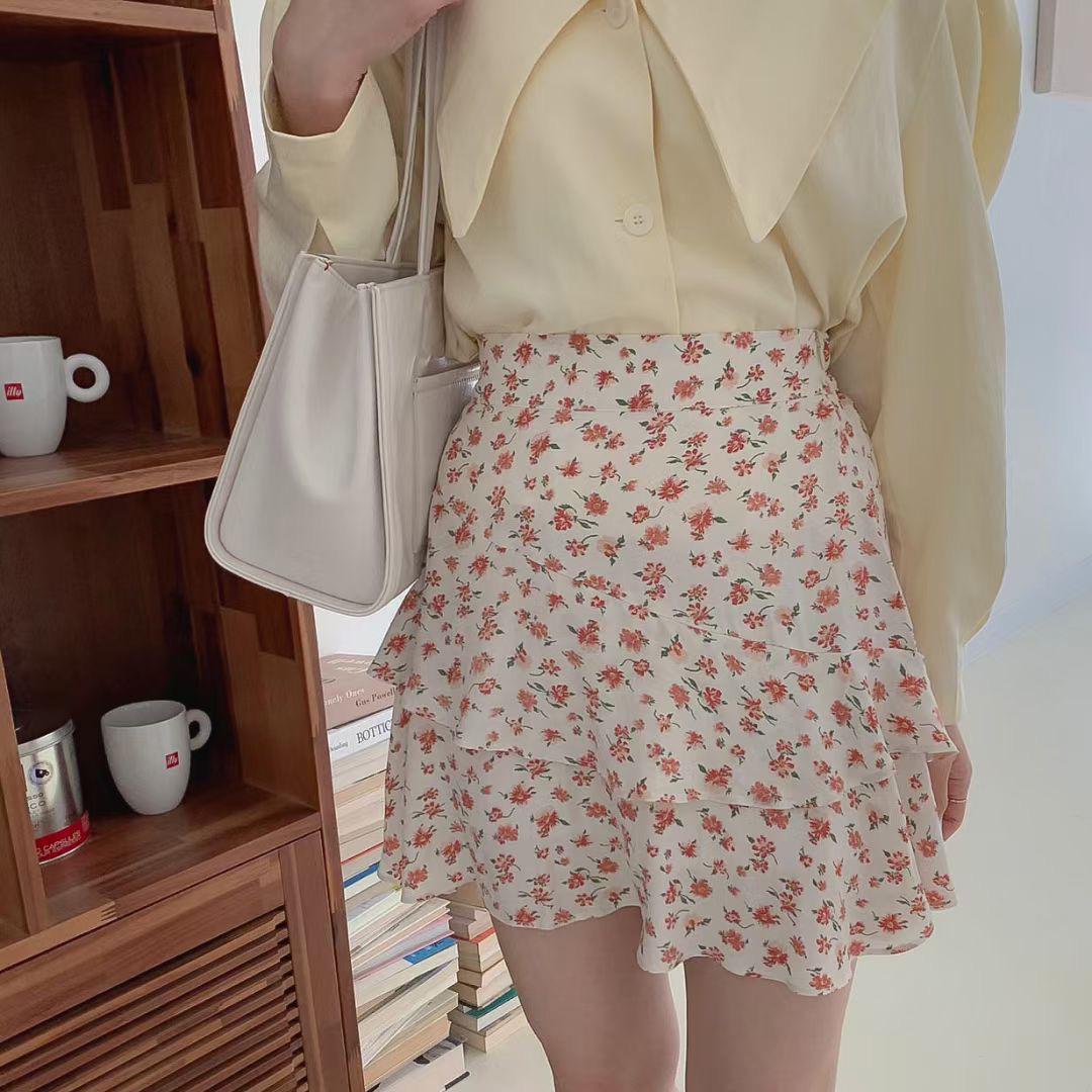 B160 WHITE DAY FLORAL SKIRT