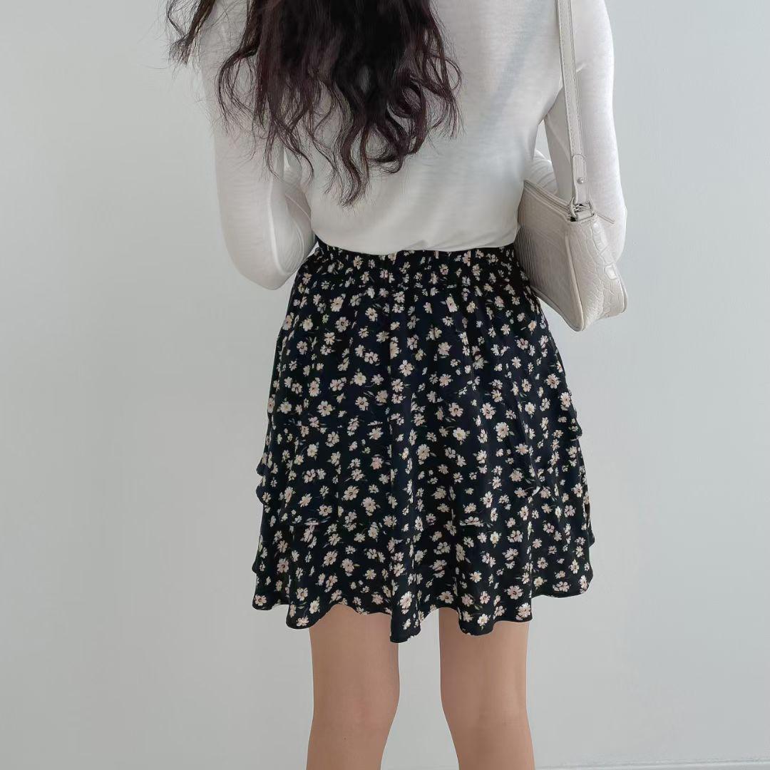 B160 WHITE DAY FLORAL SKIRT