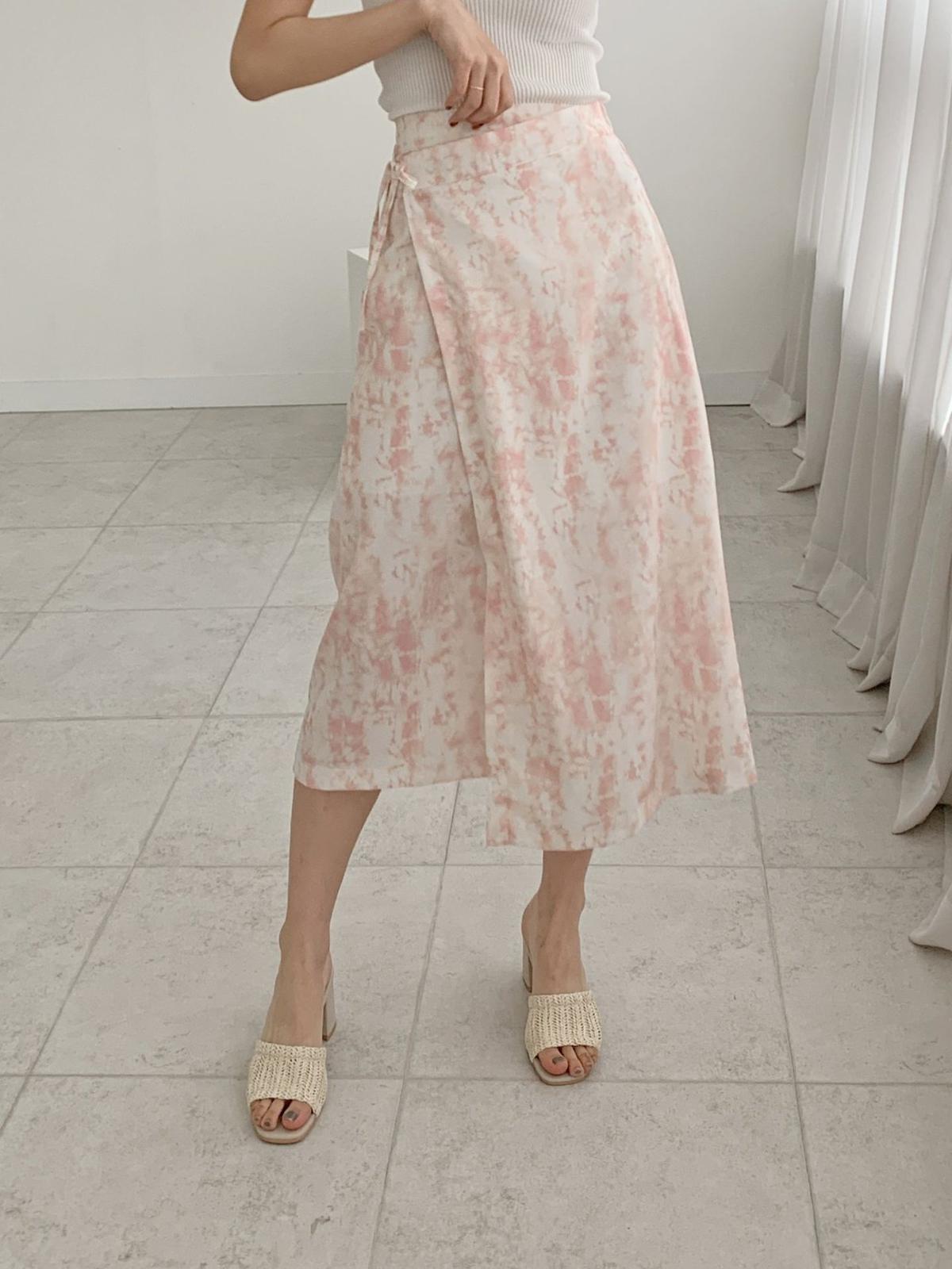B168 WATERPAINT SKIRT