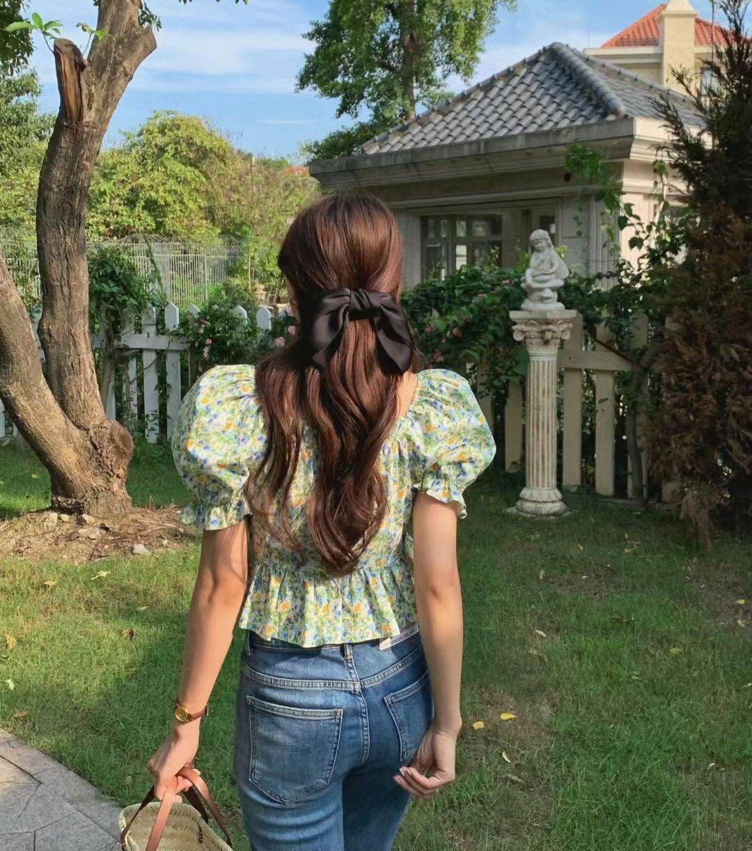 T545 FLOWERS DAY TOP