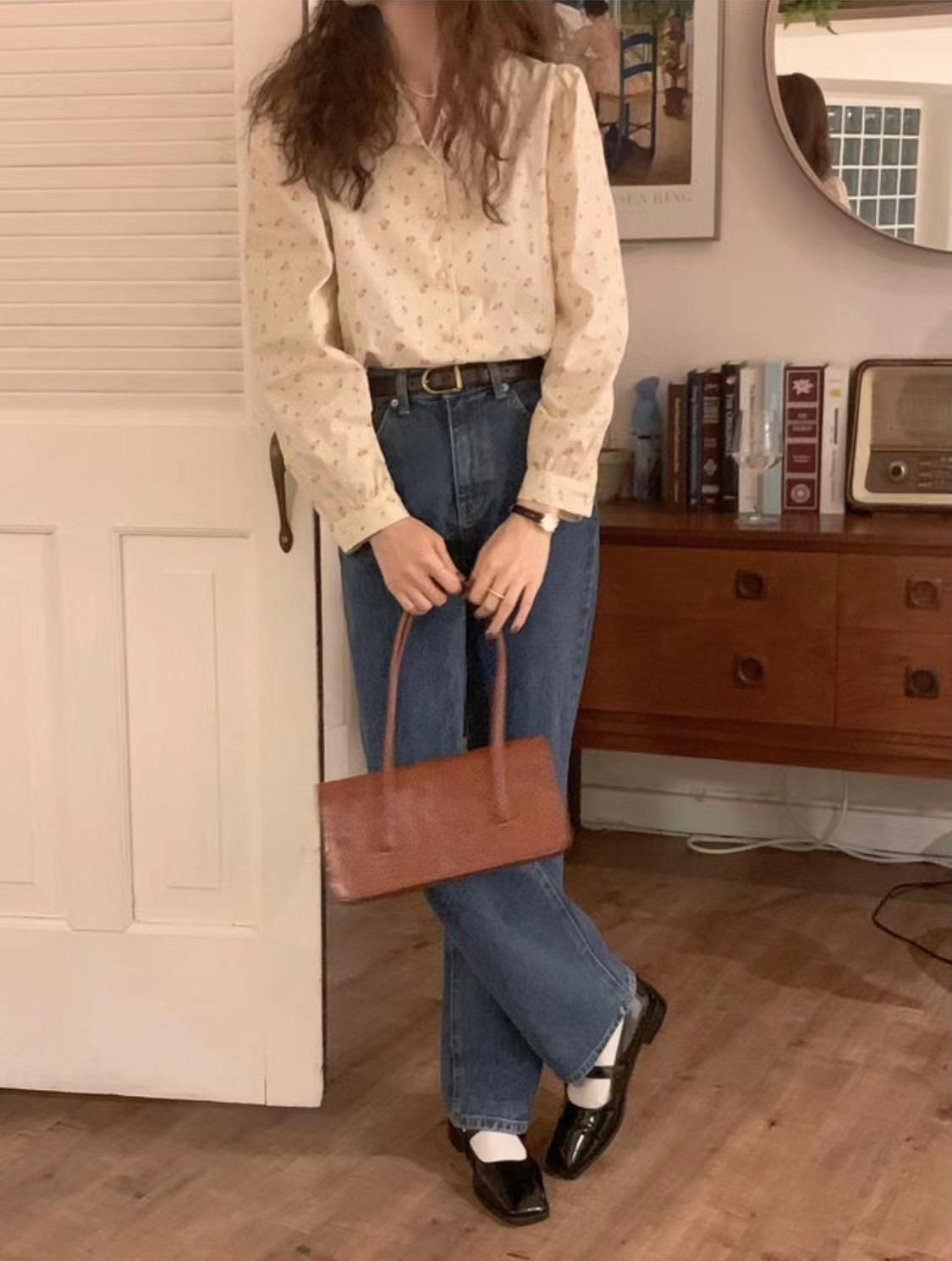 T644 VINGE BLOUSE