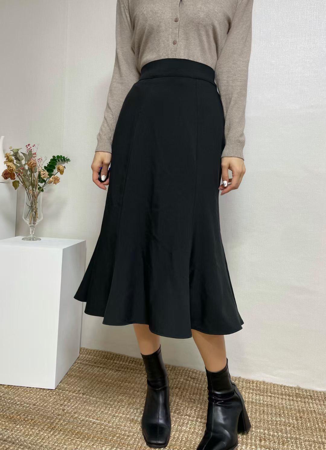 B199 YOU AND ME SKIRT