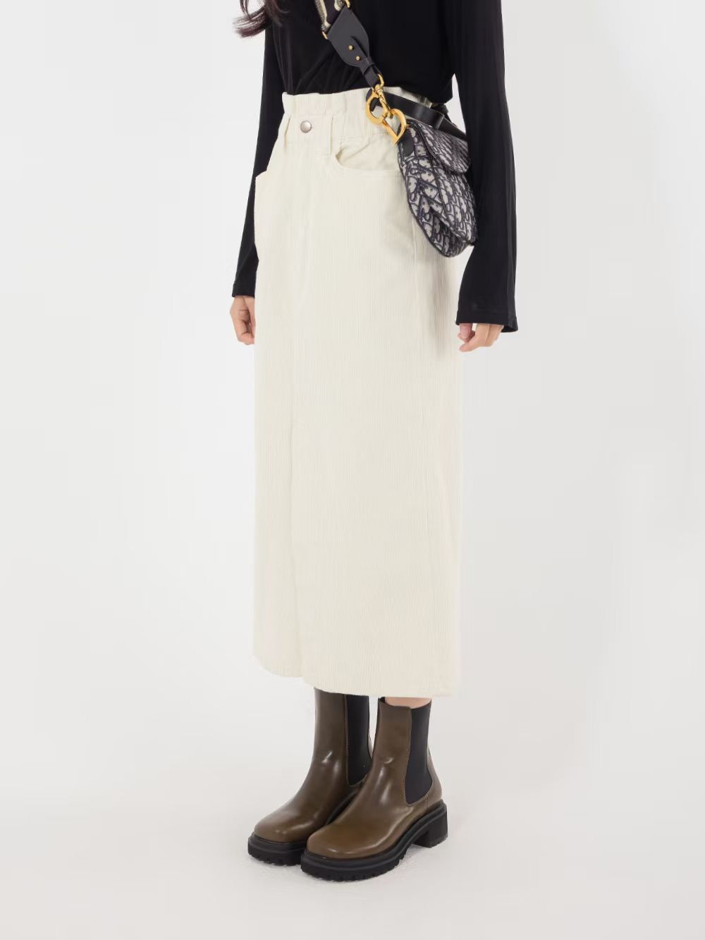 B210 HAPPY FRIDAY SKIRT