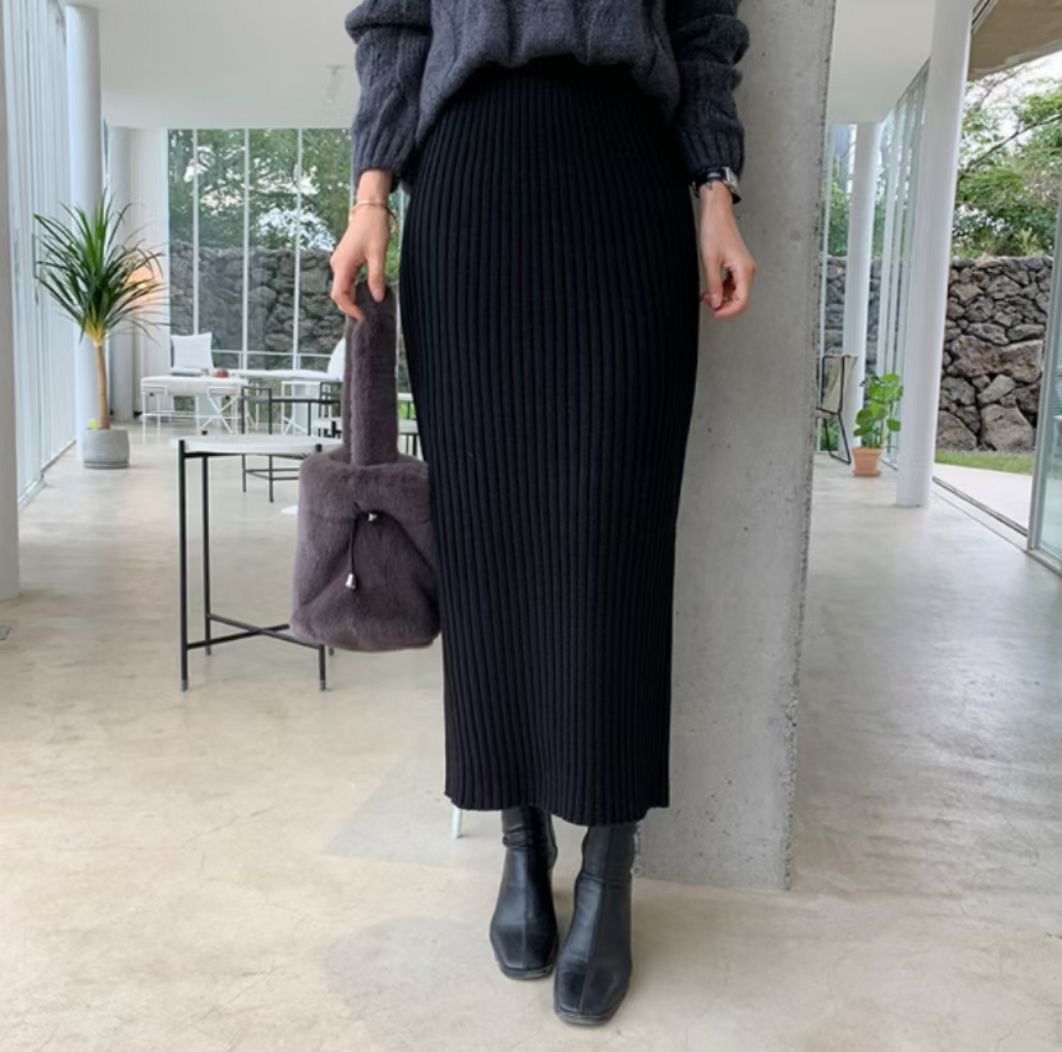 B204 NANA KNIT SKIRT