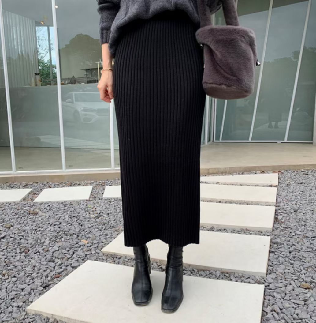 B204 NANA KNIT SKIRT