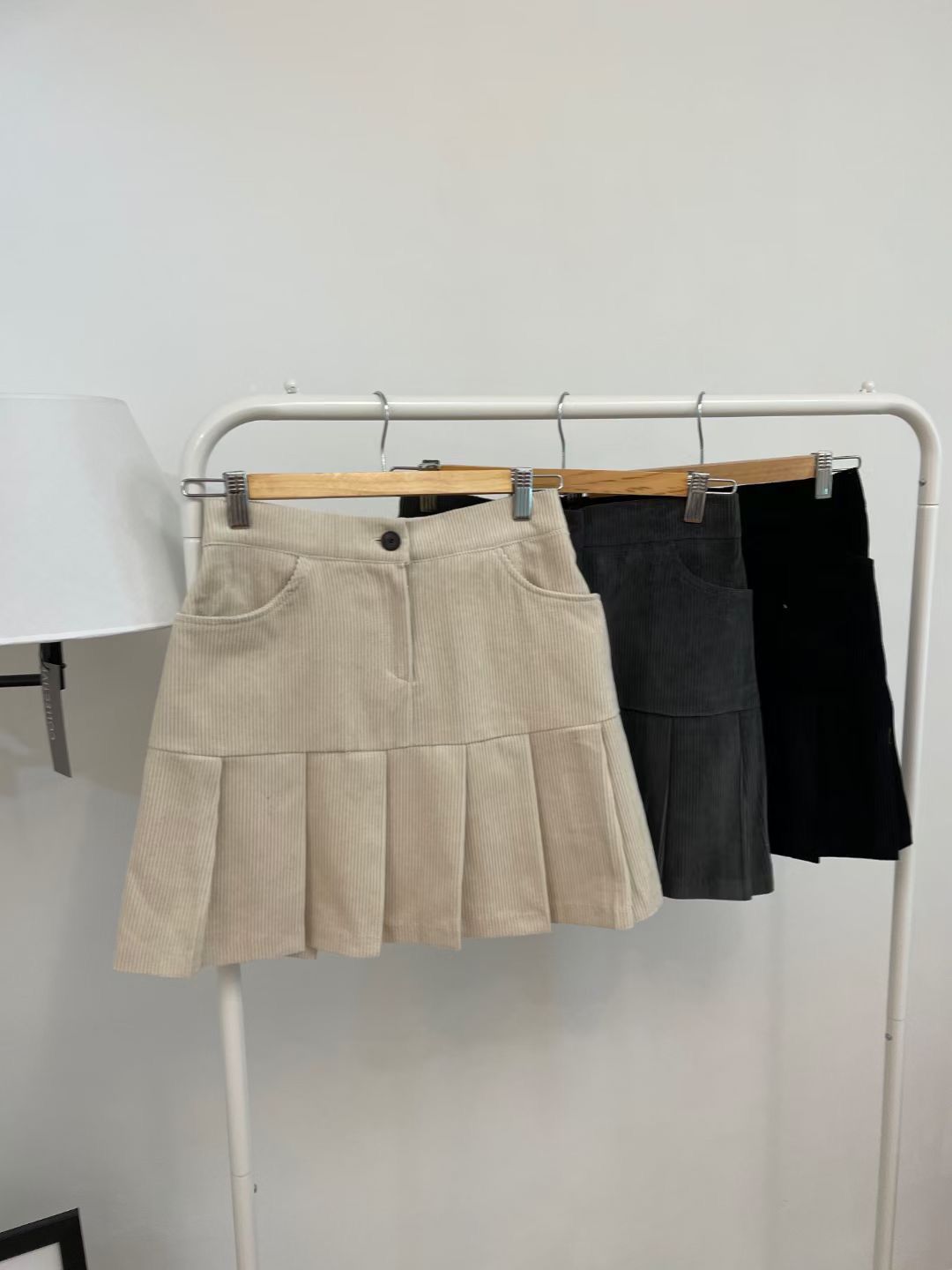 B212 COLLEAGE SKIRT