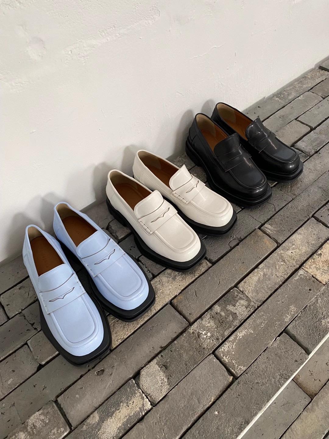 SE023 DONGDAEMUN SHOES