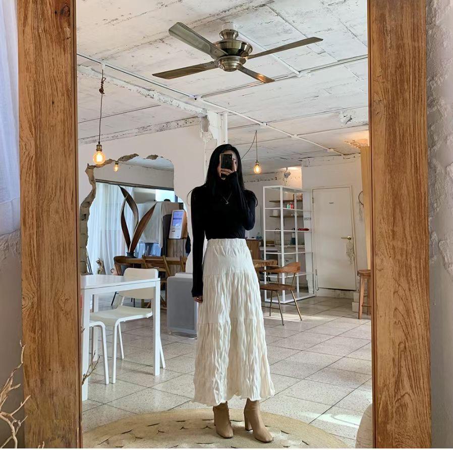 B221 CREAMY SKIRT
