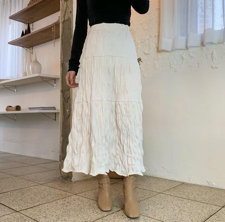 B221 CREAMY SKIRT