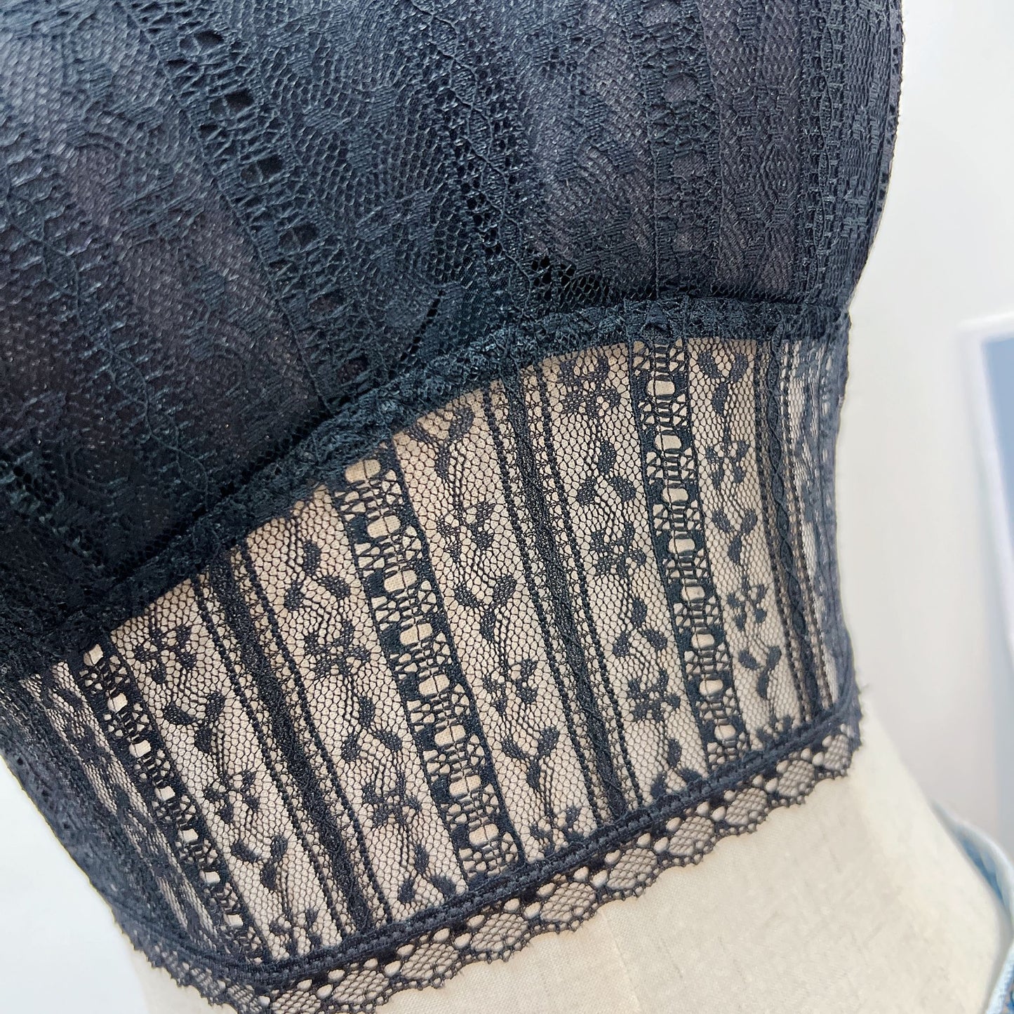 T735 MY LACES BRA TOP