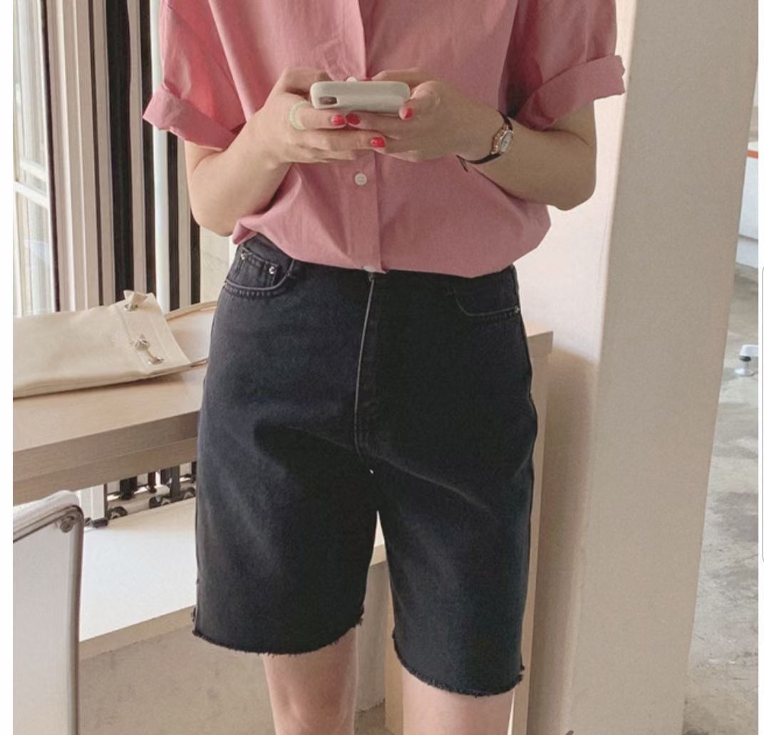 J246 BLACK DENIM SHORT