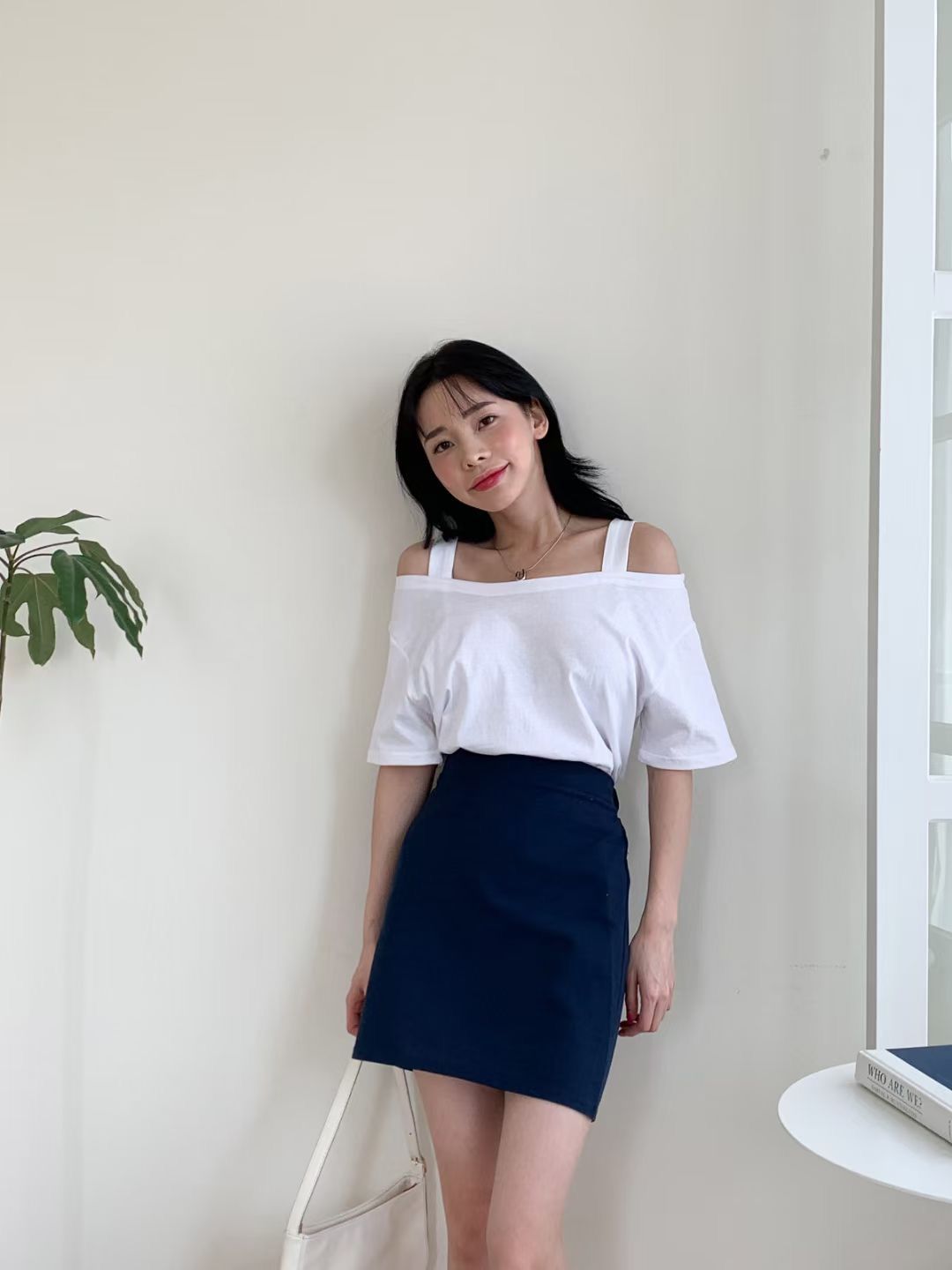 T820 WEDNESDAY TOP