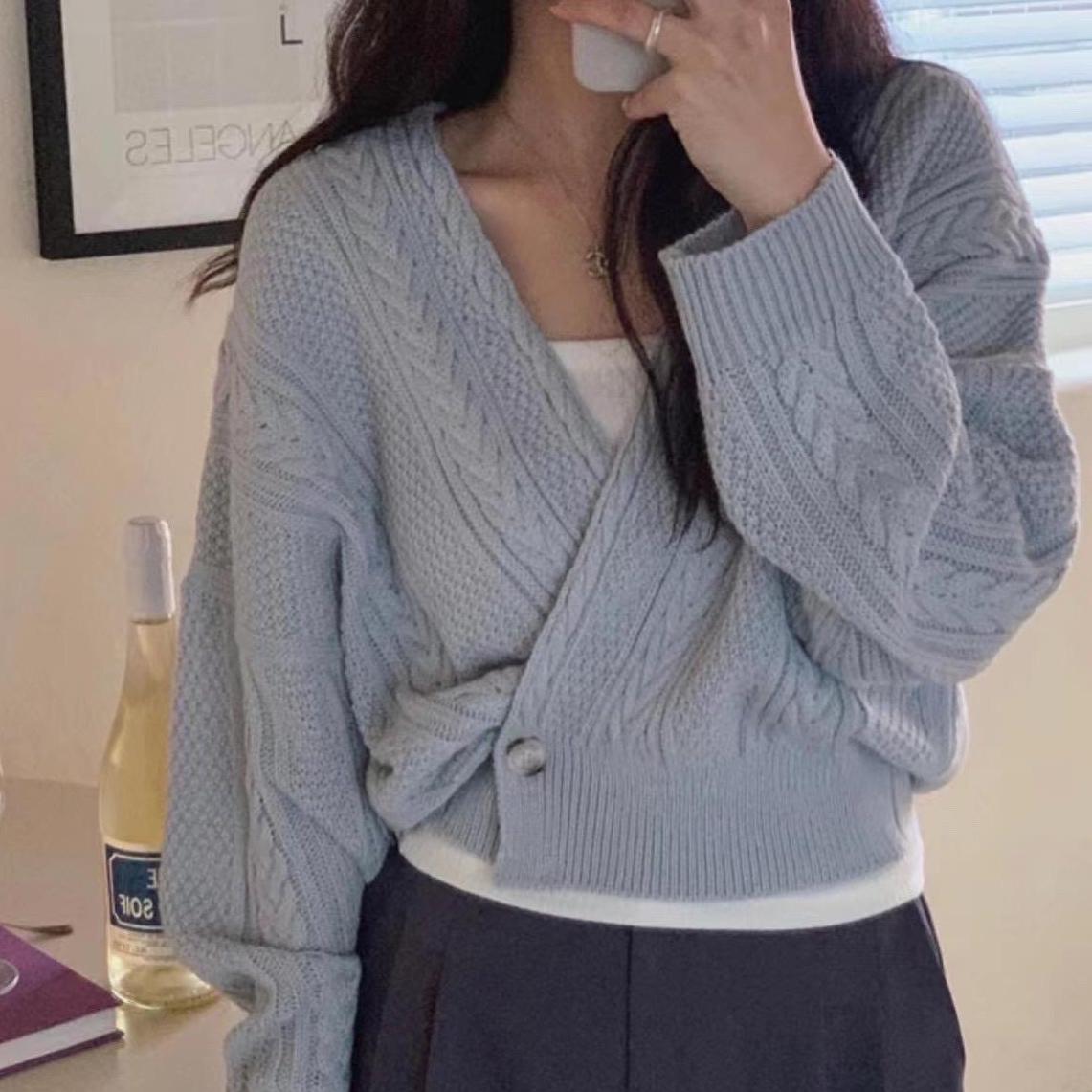 T712 MIKO KNIT TOP
