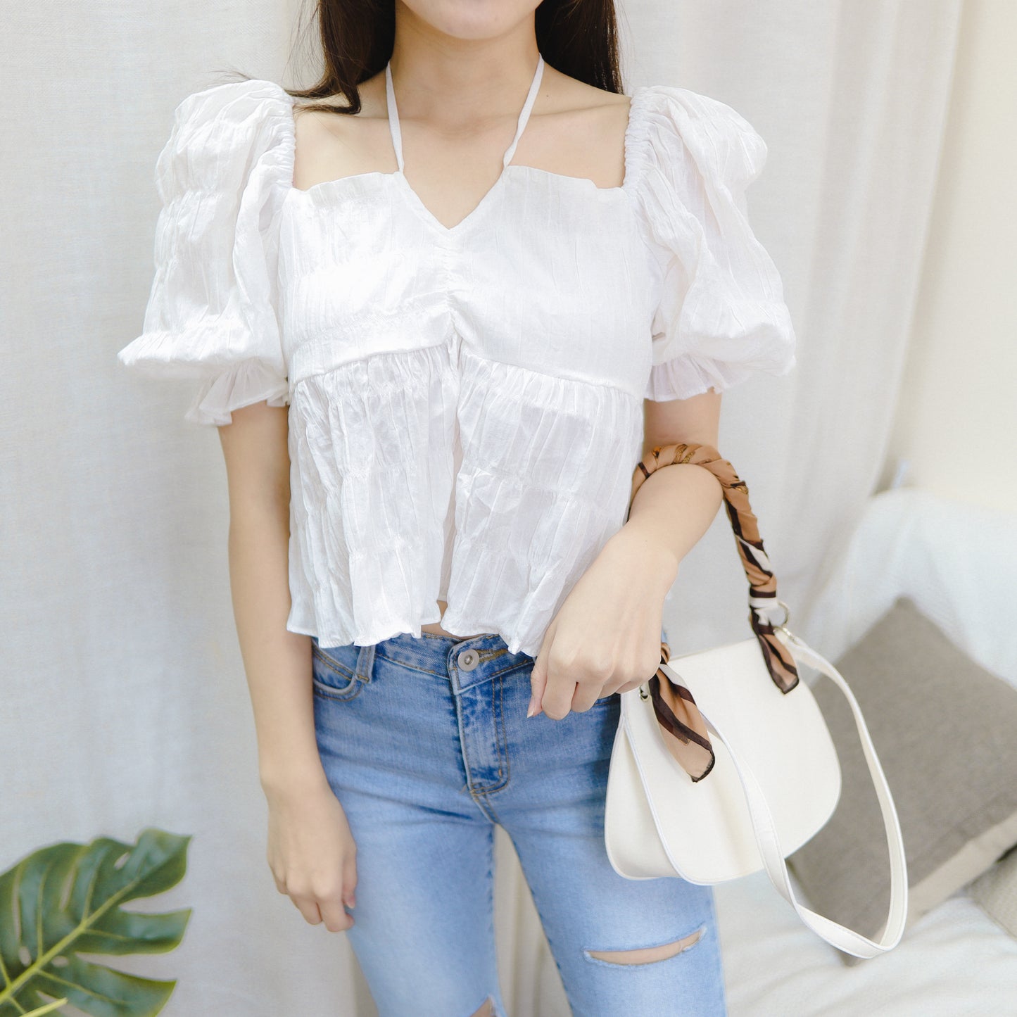 T589 SATURDAY TOP