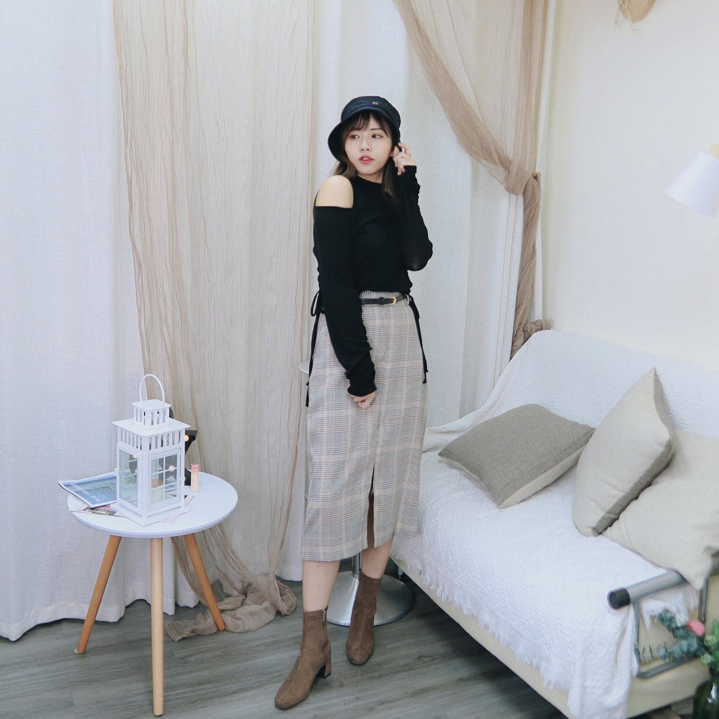 B123 FOLLOW CHECKED SKIRT (WITH BELT) - Letta A