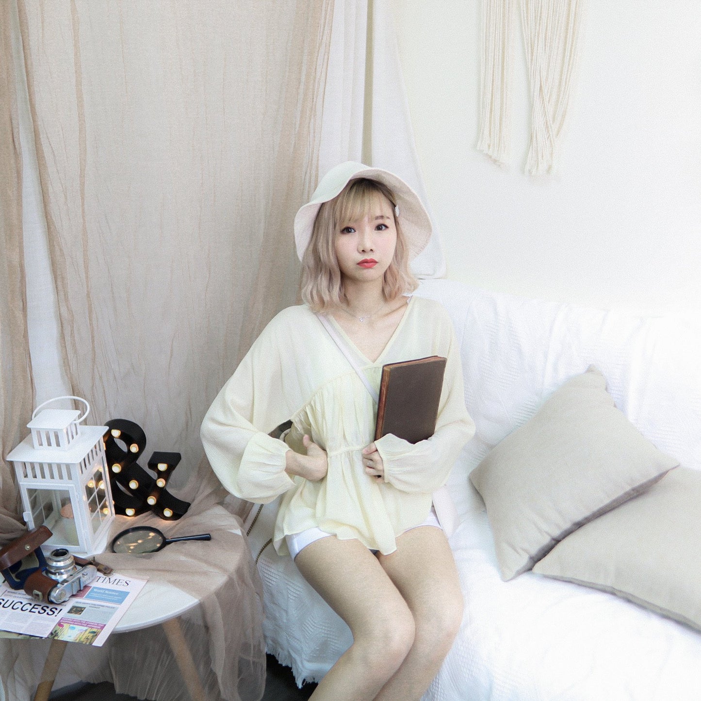 T392 ARITA V-NECK TOP - Letta A
