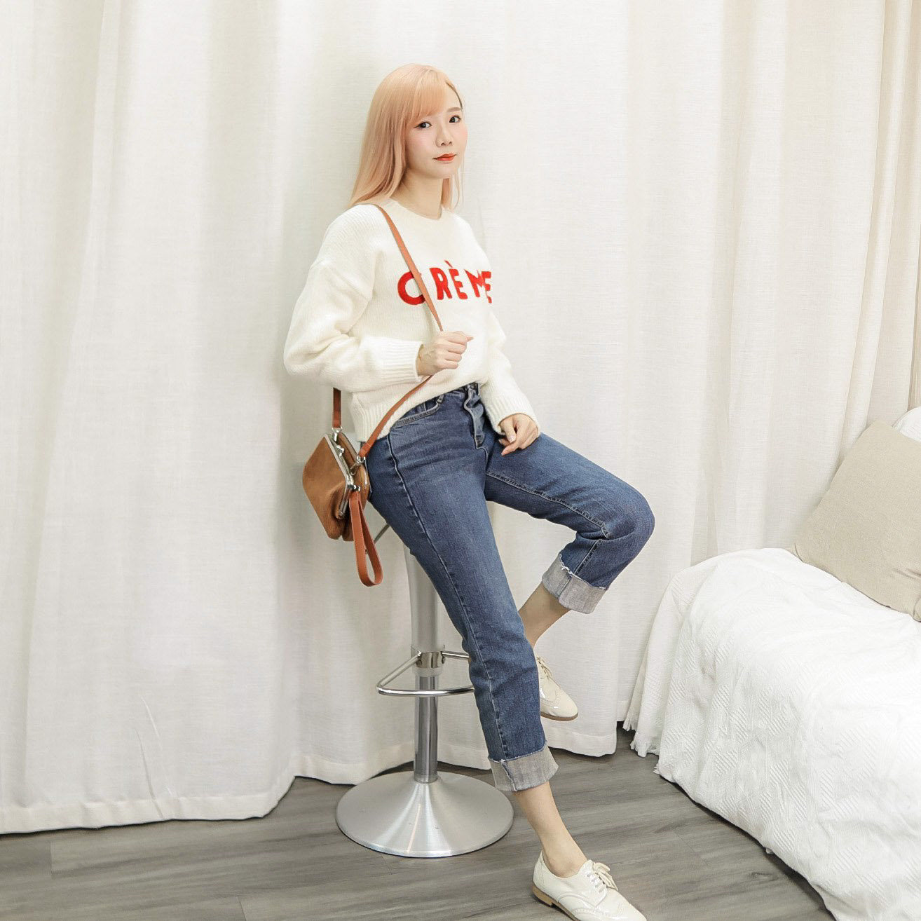 T453 CREME SWEATER