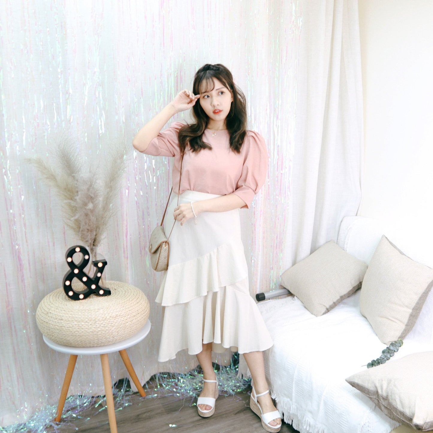 #B116 HEY GIRLS SKIRT - Letta A