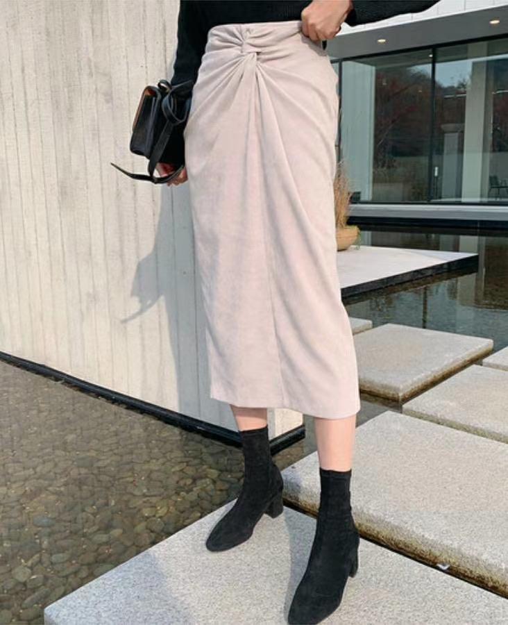 B127 TURNING SKIRT - Letta A