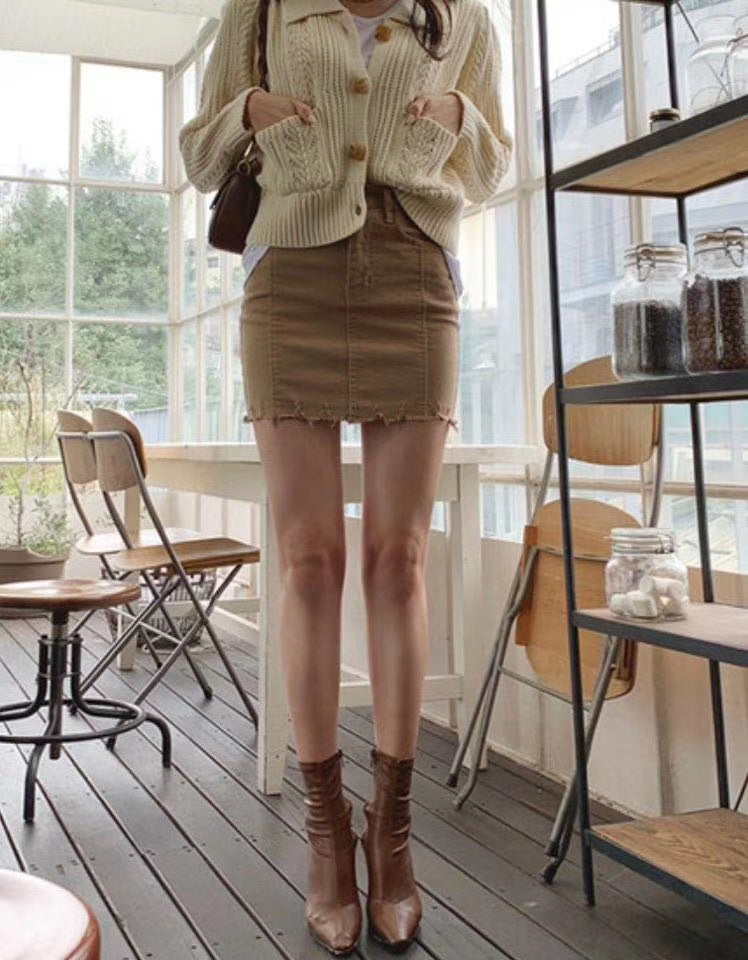 B130 COFFEE DENIM SKIRT