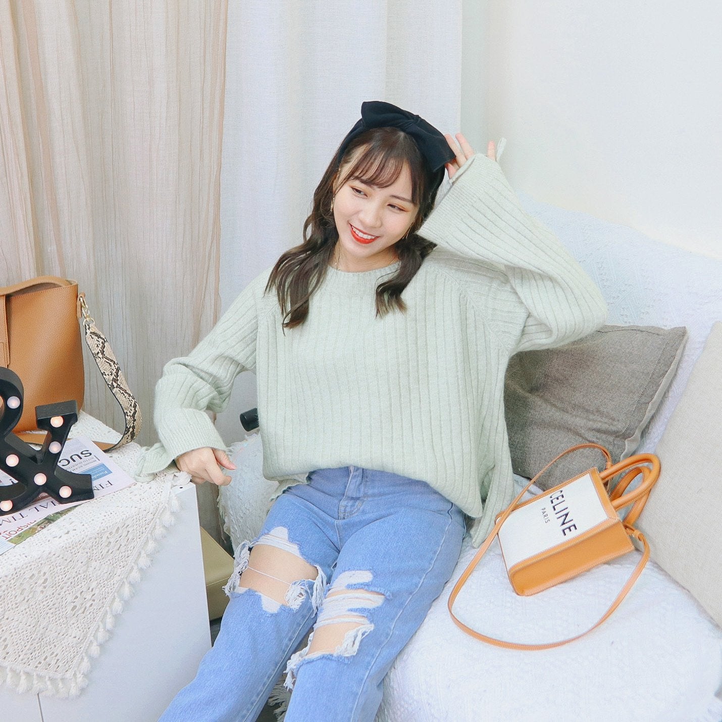 T369 BABY LOVE SWEATER - Letta A