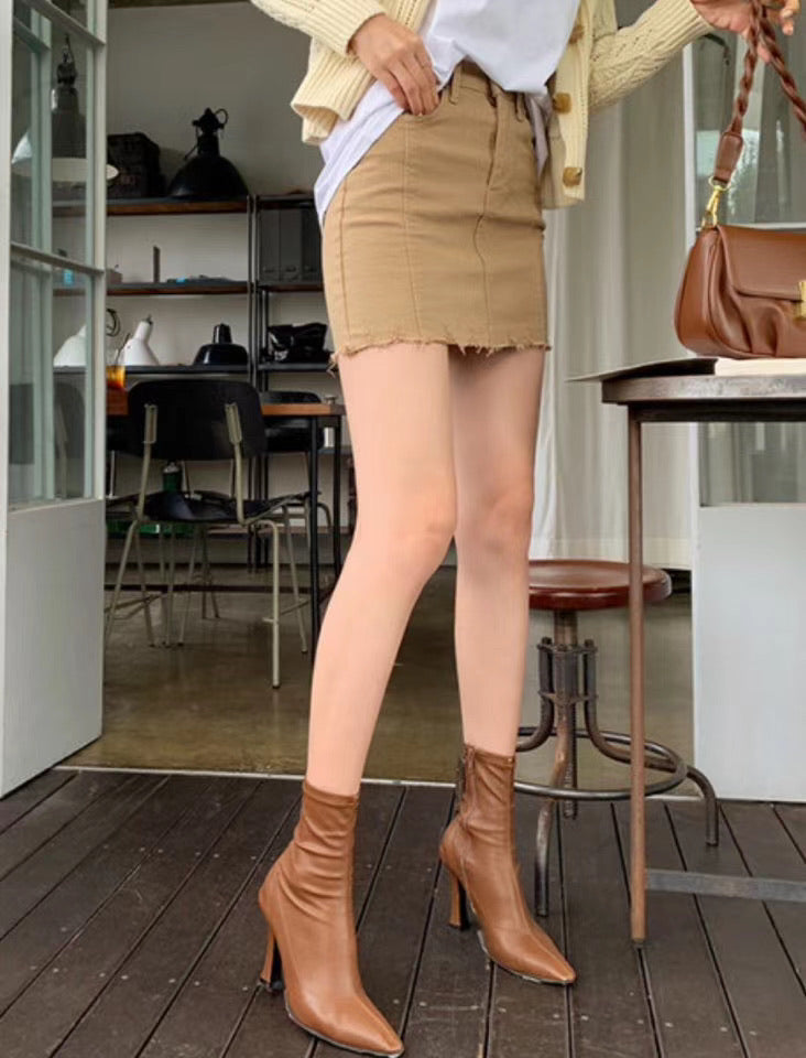 B130 COFFEE DENIM SKIRT