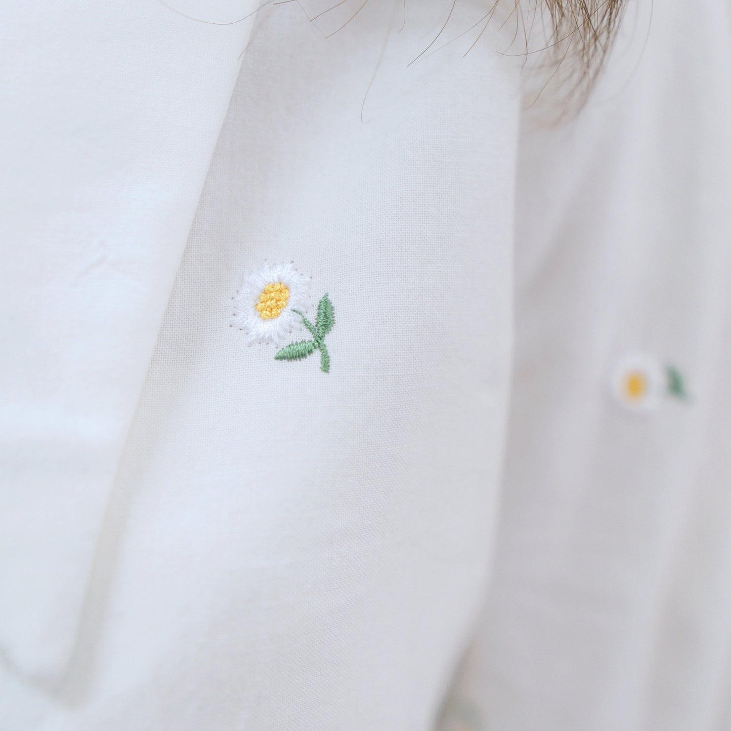 #T292 BEE LOVE BLOUSE - Letta A