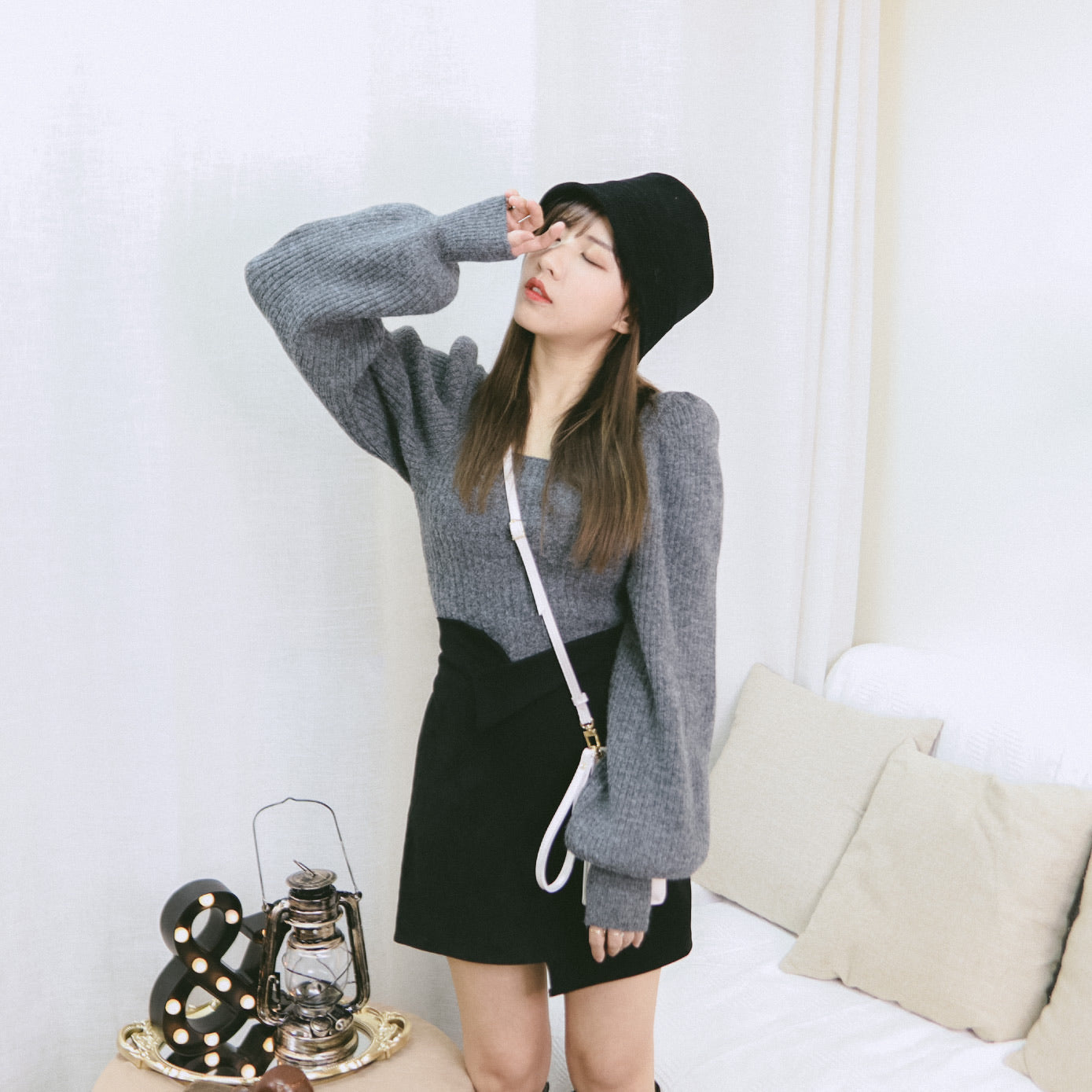 T411 WHAT AM I KNIT TOP