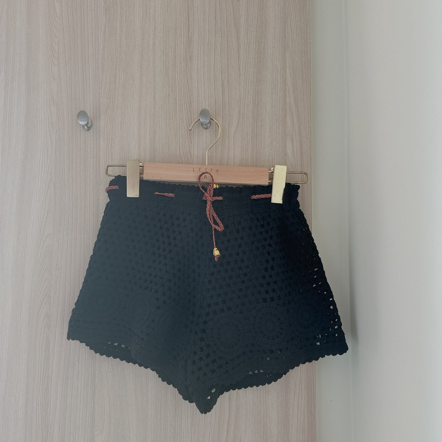 TH079 BEACH SHORTS
