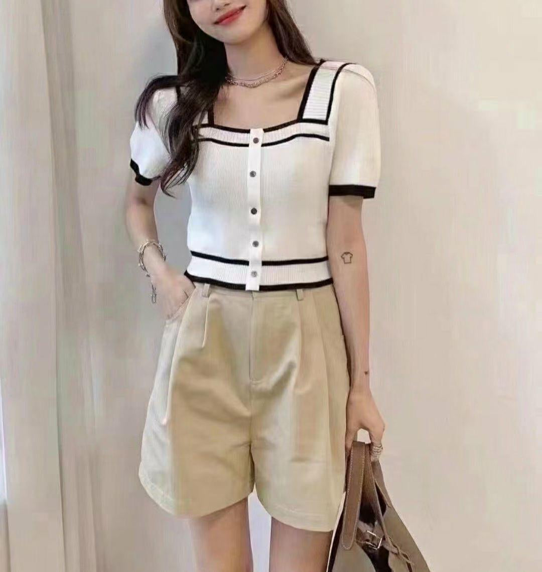 T522 FRIDAY KNIT TOP
